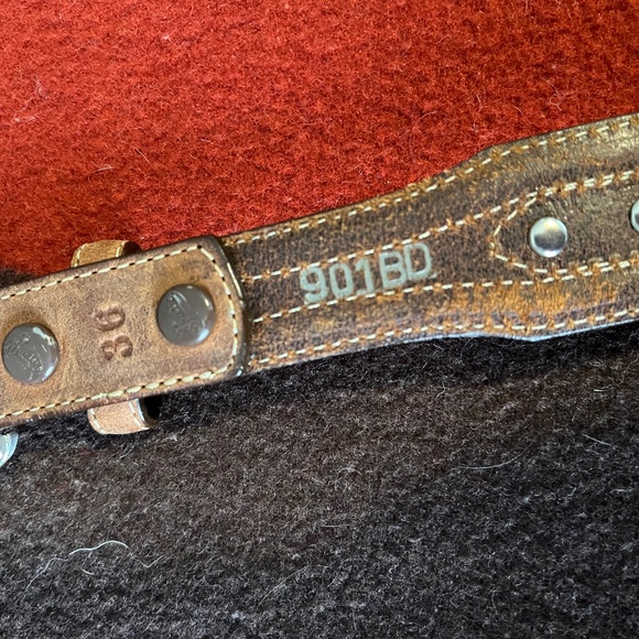 Western leather belt with bone beads. - Picture 4 of 8